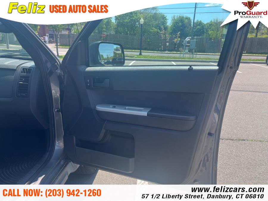 2011 Ford Escape 4WD 4dr XLT, available for sale in Danbury, Connecticut | Feliz Used Auto Sales. Danbury, Connecticut 2011 Ford Escape 4WD 4dr XLT, available for sale in Danbury, Connecticut | Feliz Used Auto Sales. Danbury, Connecticut