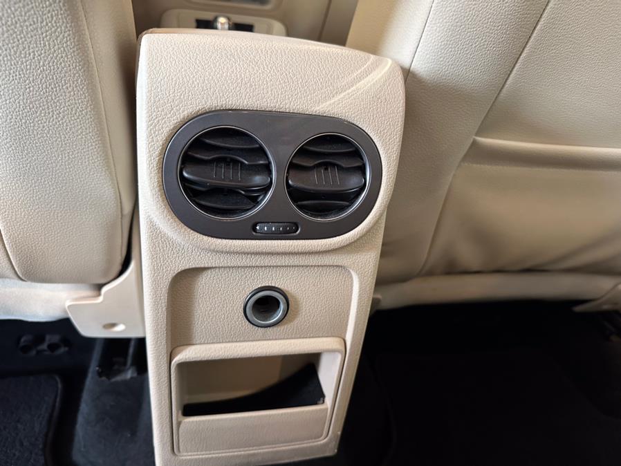 2016 Volkswagen Tiguan 4MOTION 4dr Auto S, available for sale in West Hartford, Connecticut | AutoMax. West Hartford, Connecticut 2016 Volkswagen Tiguan 4MOTION 4dr Auto S, available for sale in West Hartford, Connecticut | AutoMax. West Hartford, Connecticut