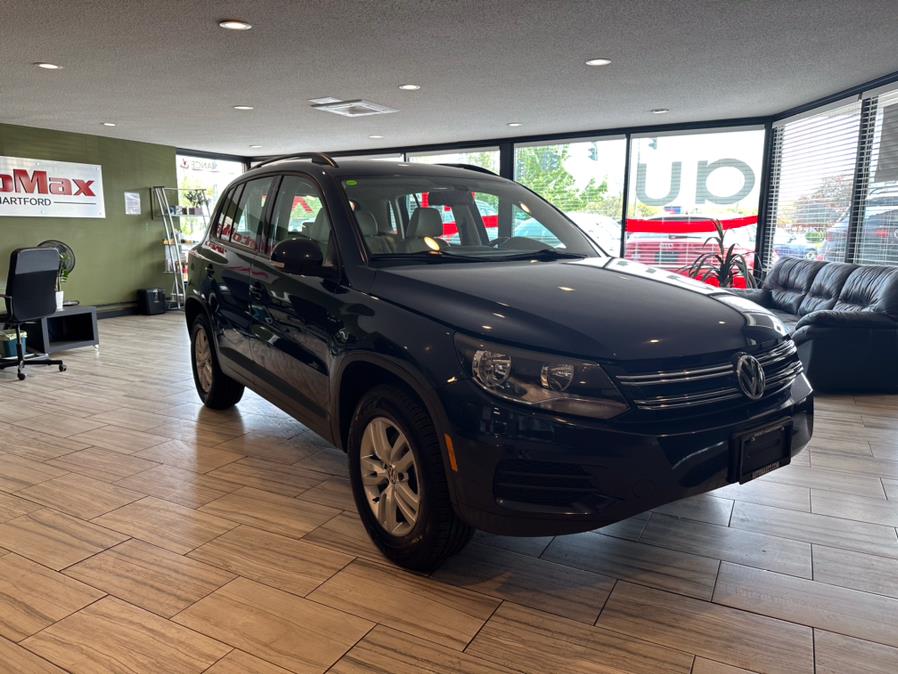 2016 Volkswagen Tiguan 4MOTION 4dr Auto S, available for sale in West Hartford, Connecticut | AutoMax. West Hartford, Connecticut 2016 Volkswagen Tiguan 4MOTION 4dr Auto S, available for sale in West Hartford, Connecticut | AutoMax. West Hartford, Connecticut