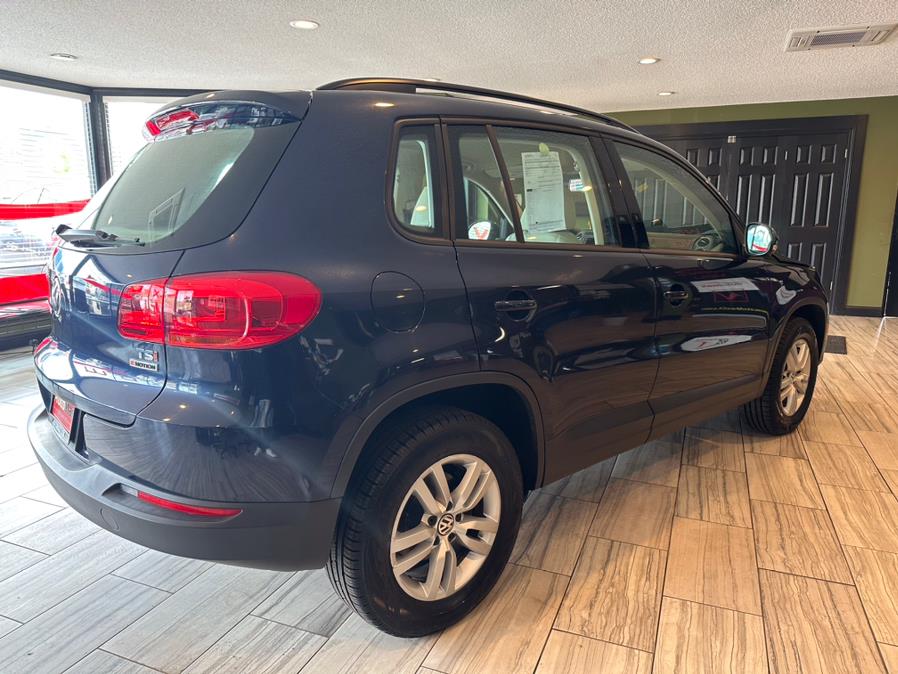 2016 Volkswagen Tiguan 4MOTION 4dr Auto S, available for sale in West Hartford, Connecticut | AutoMax. West Hartford, Connecticut 2016 Volkswagen Tiguan 4MOTION 4dr Auto S, available for sale in West Hartford, Connecticut | AutoMax. West Hartford, Connecticut