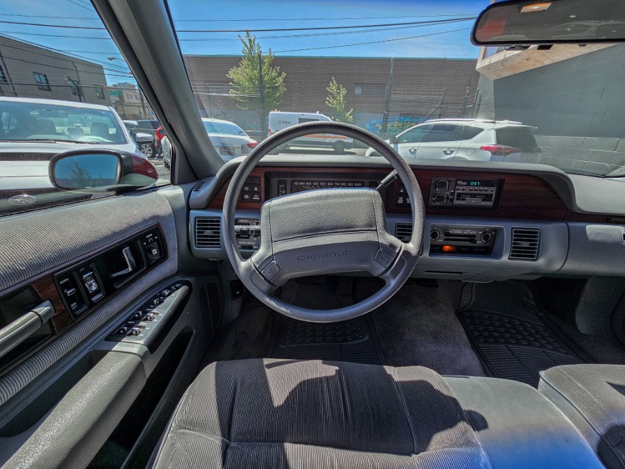 1991 Chevrolet Caprice 4dr Sedan Classic, available for sale in Newark, New Jersey | RT Auto Center LLC. Newark, New Jersey 1991 Chevrolet Caprice 4dr Sedan Classic, available for sale in Newark, New Jersey | RT Auto Center LLC. Newark, New Jersey