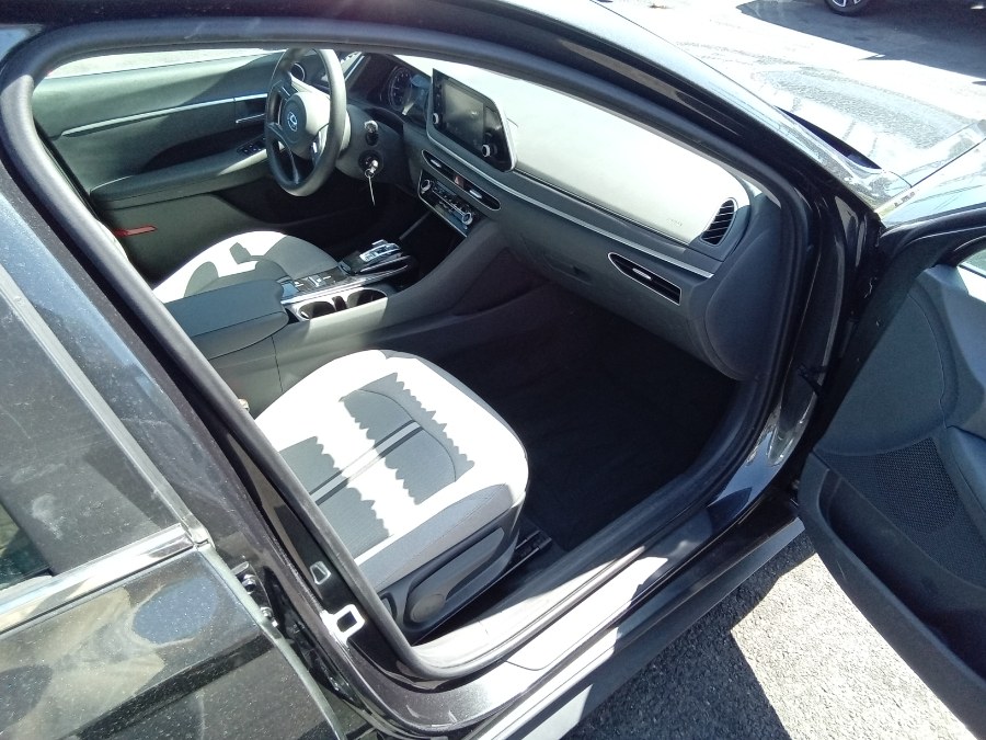 2022 Hyundai Sonata SE 2.5L *Ltd Avail*, available for sale in Irvington, New Jersey | NJ Used Cars Center. Irvington, New Jersey 2022 Hyundai Sonata SE 2.5L *Ltd Avail*, available for sale in Irvington, New Jersey | NJ Used Cars Center. Irvington, New Jersey