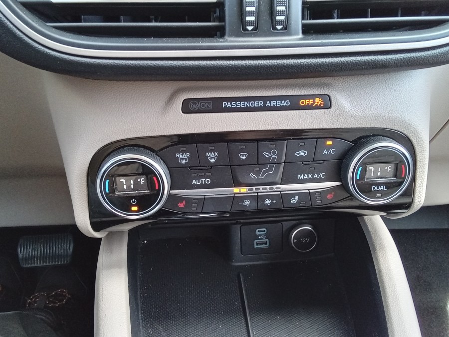 2021 Ford Escape SEL FWD, available for sale in Irvington, New Jersey | NJ Used Cars Center. Irvington, New Jersey 2021 Ford Escape SEL FWD, available for sale in Irvington, New Jersey | NJ Used Cars Center. Irvington, New Jersey