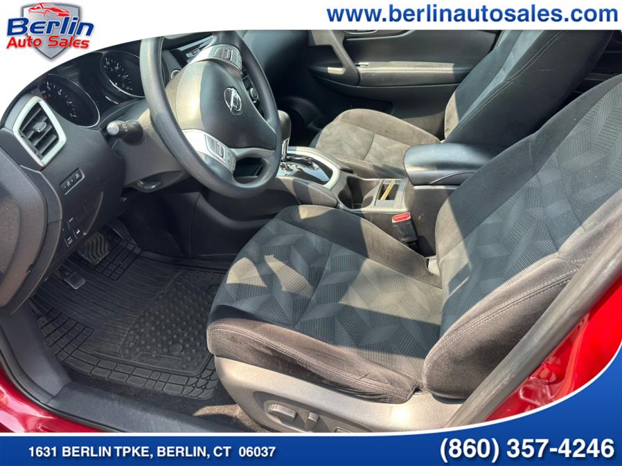 2014 Nissan Rogue AWD 4dr SV, available for sale in Berlin, Connecticut | Berlin Auto Sales LLC. Berlin, Connecticut 2014 Nissan Rogue AWD 4dr SV, available for sale in Berlin, Connecticut | Berlin Auto Sales LLC. Berlin, Connecticut