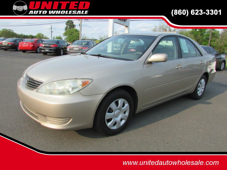 2005 Toyota Camry 4dr Sdn LE Auto, available for sale in East Windsor, Connecticut | United Auto Sales of E Windsor, Inc. East Windsor, Connecticut