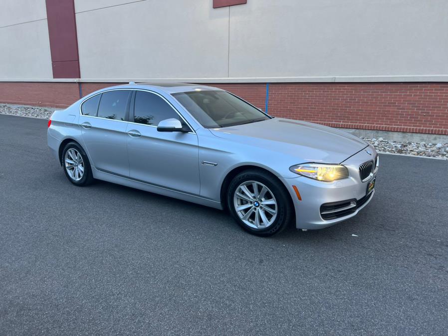 2014 BMW 5 Series 4dr Sdn 528i, available for sale in Little Ferry, New Jersey | Easy Credit of Jersey. Little Ferry, New Jersey