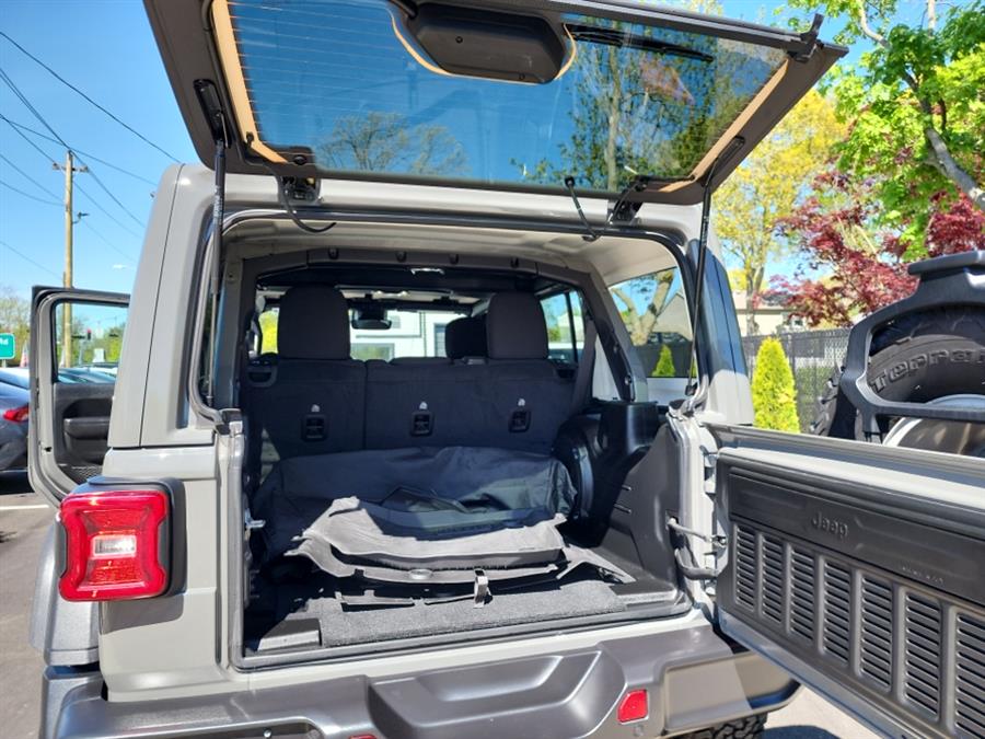 2022 Jeep Wrangler Unlimited High Tide 4x4, available for sale in Islip, New York | L.I. Auto Gallery. Islip, New York 2022 Jeep Wrangler Unlimited High Tide 4x4, available for sale in Islip, New York | L.I. Auto Gallery. Islip, New York