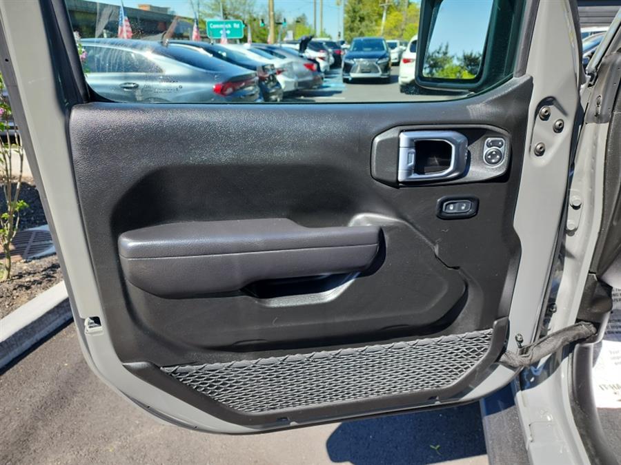 2022 Jeep Wrangler Unlimited High Tide 4x4, available for sale in Islip, New York | L.I. Auto Gallery. Islip, New York 2022 Jeep Wrangler Unlimited High Tide 4x4, available for sale in Islip, New York | L.I. Auto Gallery. Islip, New York
