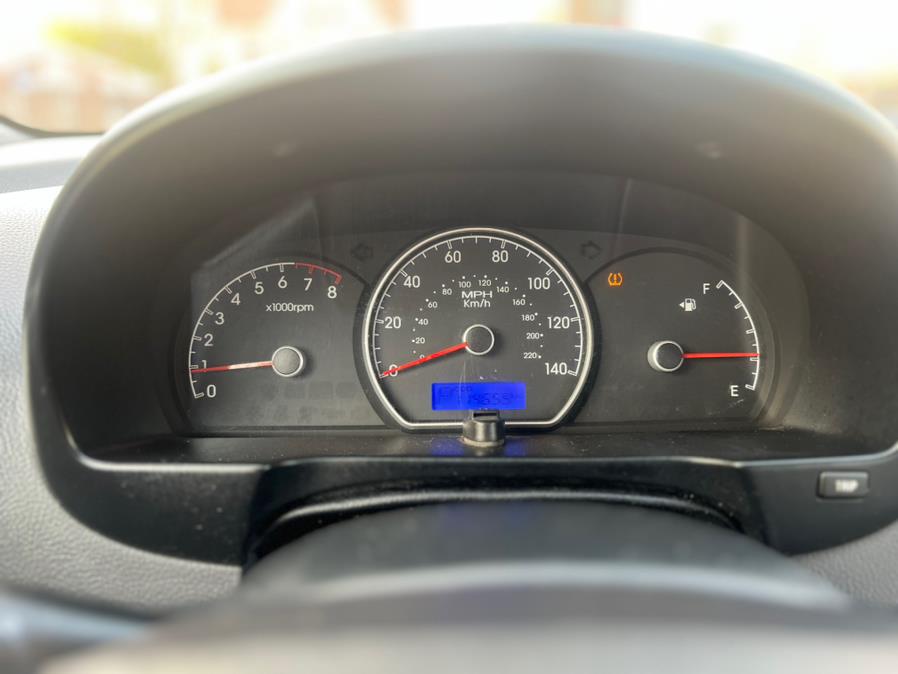 2009 Hyundai Elantra 4dr Sdn Auto GLS, available for sale in Springfield, Massachusetts | Jordan Auto Sales. Springfield, Massachusetts 2009 Hyundai Elantra 4dr Sdn Auto GLS, available for sale in Springfield, Massachusetts | Jordan Auto Sales. Springfield, Massachusetts
