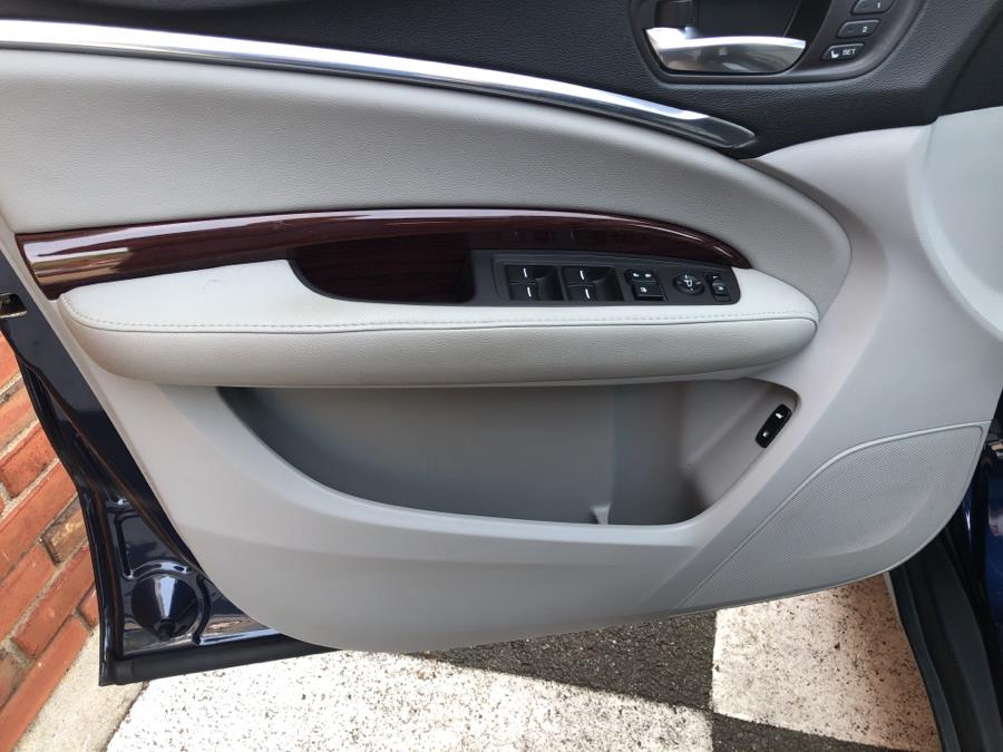 2016 Acura MDX SH-AWD 4dr w/Tech, available for sale in Waterbury, Connecticut | National Auto Brokers, Inc.. Waterbury, Connecticut 2016 Acura MDX SH-AWD 4dr w/Tech, available for sale in Waterbury, Connecticut | National Auto Brokers, Inc.. Waterbury, Connecticut