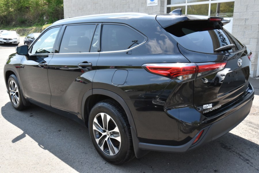 2021 Toyota Highlander XLE AWD, available for sale in Waterbury, Connecticut | Highline Car Connection. Waterbury, Connecticut 2021 Toyota Highlander XLE AWD, available for sale in Waterbury, Connecticut | Highline Car Connection. Waterbury, Connecticut