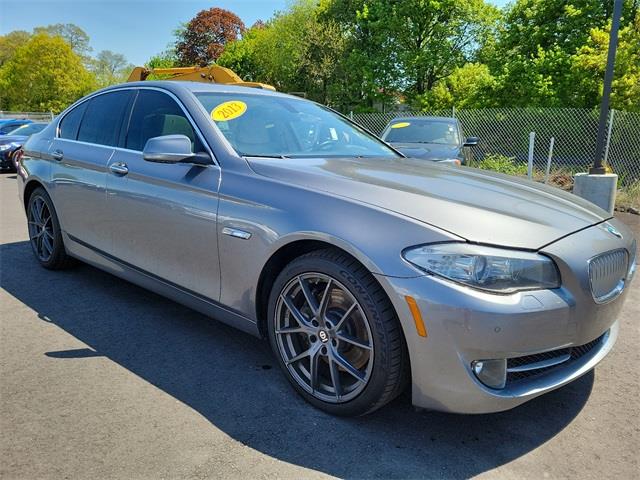 2013 BMW 5 Series 550i xDrive, available for sale in Stratford, Connecticut | Wiz Leasing Inc. Stratford, Connecticut 2013 BMW 5 Series 550i xDrive, available for sale in Stratford, Connecticut | Wiz Leasing Inc. Stratford, Connecticut