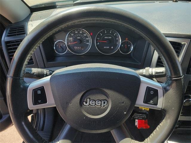 2010 Jeep Grand Cherokee Laredo, available for sale in Stratford, Connecticut | Wiz Leasing Inc. Stratford, Connecticut 2010 Jeep Grand Cherokee Laredo, available for sale in Stratford, Connecticut | Wiz Leasing Inc. Stratford, Connecticut