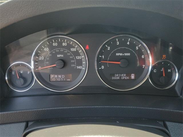 2010 Jeep Grand Cherokee Laredo, available for sale in Stratford, Connecticut | Wiz Leasing Inc. Stratford, Connecticut 2010 Jeep Grand Cherokee Laredo, available for sale in Stratford, Connecticut | Wiz Leasing Inc. Stratford, Connecticut