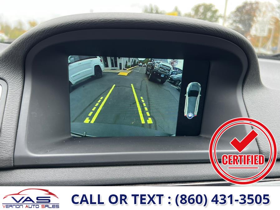 2016 Volvo XC70 AWD 4dr Wgn T5 Premier, available for sale in Manchester, Connecticut | Vernon Auto Sale & Service. Manchester, Connecticut 2016 Volvo XC70 AWD 4dr Wgn T5 Premier, available for sale in Manchester, Connecticut | Vernon Auto Sale & Service. Manchester, Connecticut