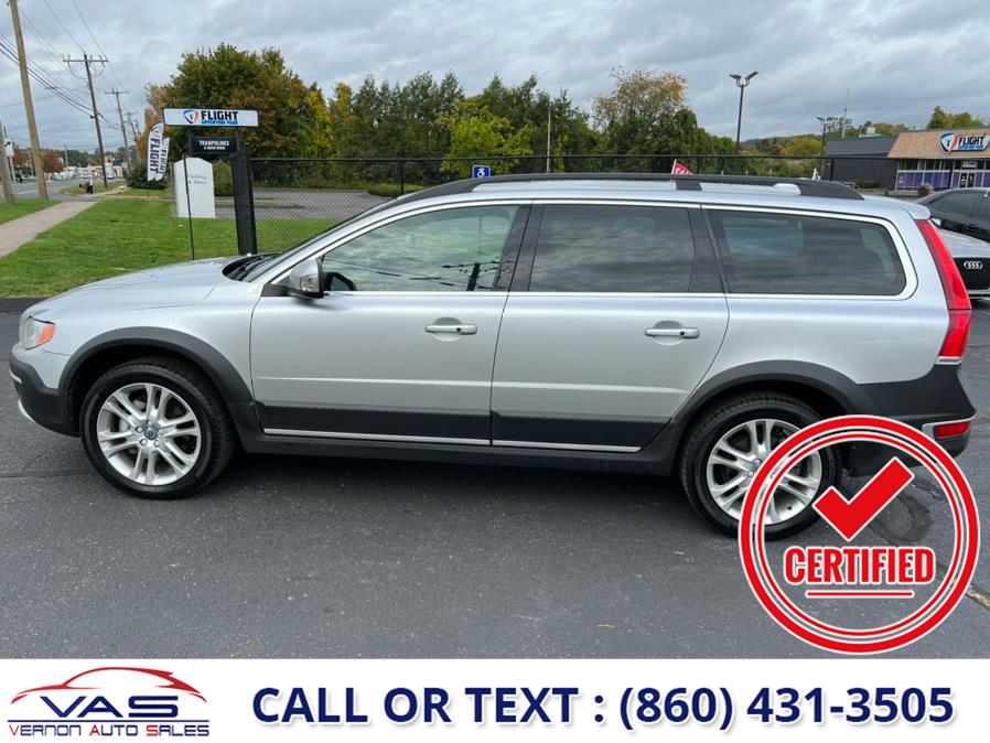 2016 Volvo XC70 AWD 4dr Wgn T5 Premier, available for sale in Manchester, Connecticut | Vernon Auto Sale & Service. Manchester, Connecticut 2016 Volvo XC70 AWD 4dr Wgn T5 Premier, available for sale in Manchester, Connecticut | Vernon Auto Sale & Service. Manchester, Connecticut