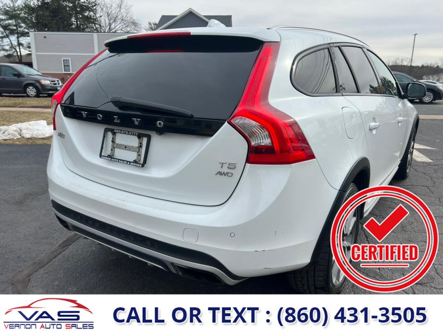 2015 Volvo V60 Cross Country 2015.5 4dr Wgn T5 AWD, available for sale in Manchester, Connecticut | Vernon Auto Sale & Service. Manchester, Connecticut 2015 Volvo V60 Cross Country 2015.5 4dr Wgn T5 AWD, available for sale in Manchester, Connecticut | Vernon Auto Sale & Service. Manchester, Connecticut