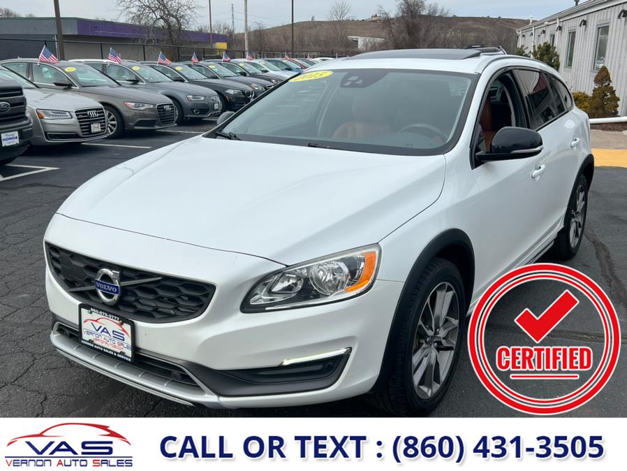 Used Volvo V60 Cross Country 2015.5 4dr Wgn T5 AWD 2015 | Vernon Auto Sale & Service. Manchester, Connecticut
