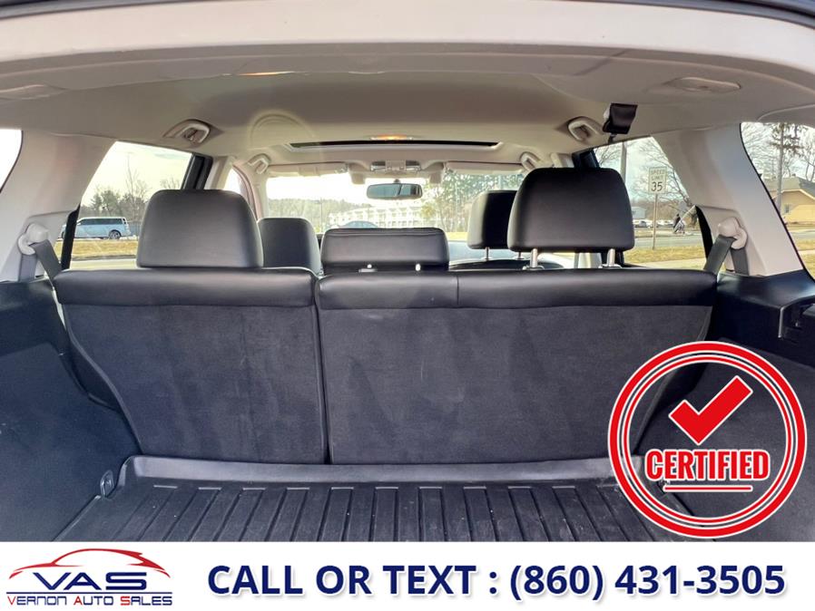 2013 Subaru Outback 4dr Wgn H6 Auto 3.6R Limited, available for sale in Manchester, Connecticut | Vernon Auto Sale & Service. Manchester, Connecticut 2013 Subaru Outback 4dr Wgn H6 Auto 3.6R Limited, available for sale in Manchester, Connecticut | Vernon Auto Sale & Service. Manchester, Connecticut