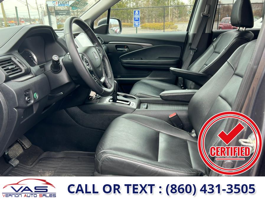 2017 Honda Pilot EX-L AWD, available for sale in Manchester, Connecticut | Vernon Auto Sale & Service. Manchester, Connecticut 2017 Honda Pilot EX-L AWD, available for sale in Manchester, Connecticut | Vernon Auto Sale & Service. Manchester, Connecticut