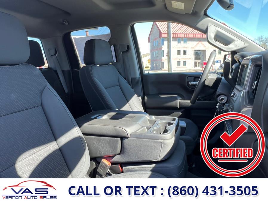 2019 Chevrolet Silverado 1500 4WD Double Cab 147" Custom Trail Boss, available for sale in Manchester, Connecticut | Vernon Auto Sale & Service. Manchester, Connecticut 2019 Chevrolet Silverado 1500 4WD Double Cab 147" Custom Trail Boss, available for sale in Manchester, Connecticut | Vernon Auto Sale & Service. Manchester, Connecticut