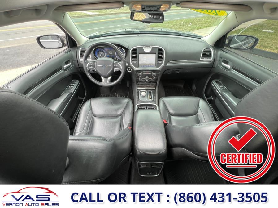 2016 Chrysler 300 4dr Sdn Limited AWD, available for sale in Manchester, Connecticut | Vernon Auto Sale & Service. Manchester, Connecticut 2016 Chrysler 300 4dr Sdn Limited AWD, available for sale in Manchester, Connecticut | Vernon Auto Sale & Service. Manchester, Connecticut