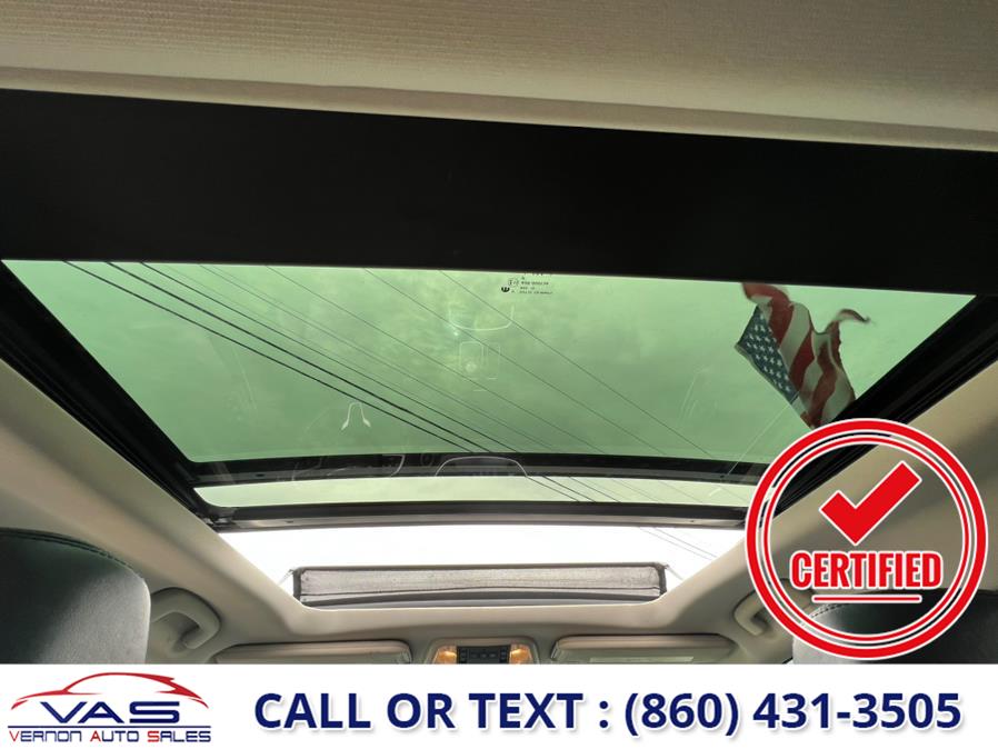 2016 Chrysler 300 4dr Sdn Limited AWD, available for sale in Manchester, Connecticut | Vernon Auto Sale & Service. Manchester, Connecticut 2016 Chrysler 300 4dr Sdn Limited AWD, available for sale in Manchester, Connecticut | Vernon Auto Sale & Service. Manchester, Connecticut