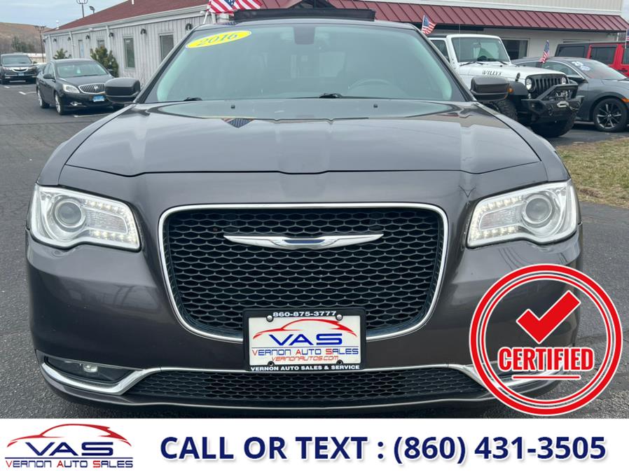 2016 Chrysler 300 4dr Sdn Limited AWD, available for sale in Manchester, Connecticut | Vernon Auto Sale & Service. Manchester, Connecticut 2016 Chrysler 300 4dr Sdn Limited AWD, available for sale in Manchester, Connecticut | Vernon Auto Sale & Service. Manchester, Connecticut