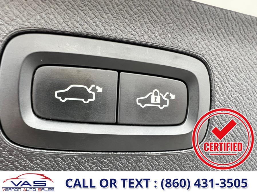 2016 Volvo XC90 AWD 4dr T5 Momentum, available for sale in Manchester, Connecticut | Vernon Auto Sale & Service. Manchester, Connecticut 2016 Volvo XC90 AWD 4dr T5 Momentum, available for sale in Manchester, Connecticut | Vernon Auto Sale & Service. Manchester, Connecticut