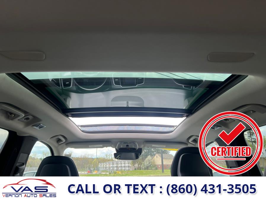 2016 Volvo XC90 AWD 4dr T5 Momentum, available for sale in Manchester, Connecticut | Vernon Auto Sale & Service. Manchester, Connecticut 2016 Volvo XC90 AWD 4dr T5 Momentum, available for sale in Manchester, Connecticut | Vernon Auto Sale & Service. Manchester, Connecticut