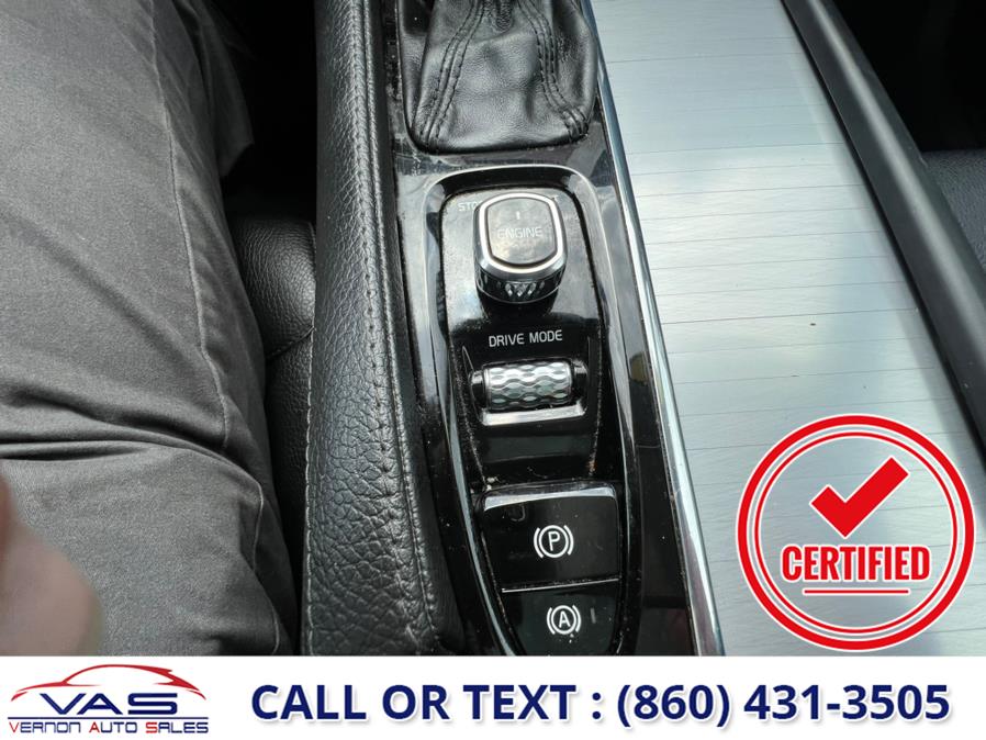 2016 Volvo XC90 AWD 4dr T5 Momentum, available for sale in Manchester, Connecticut | Vernon Auto Sale & Service. Manchester, Connecticut 2016 Volvo XC90 AWD 4dr T5 Momentum, available for sale in Manchester, Connecticut | Vernon Auto Sale & Service. Manchester, Connecticut