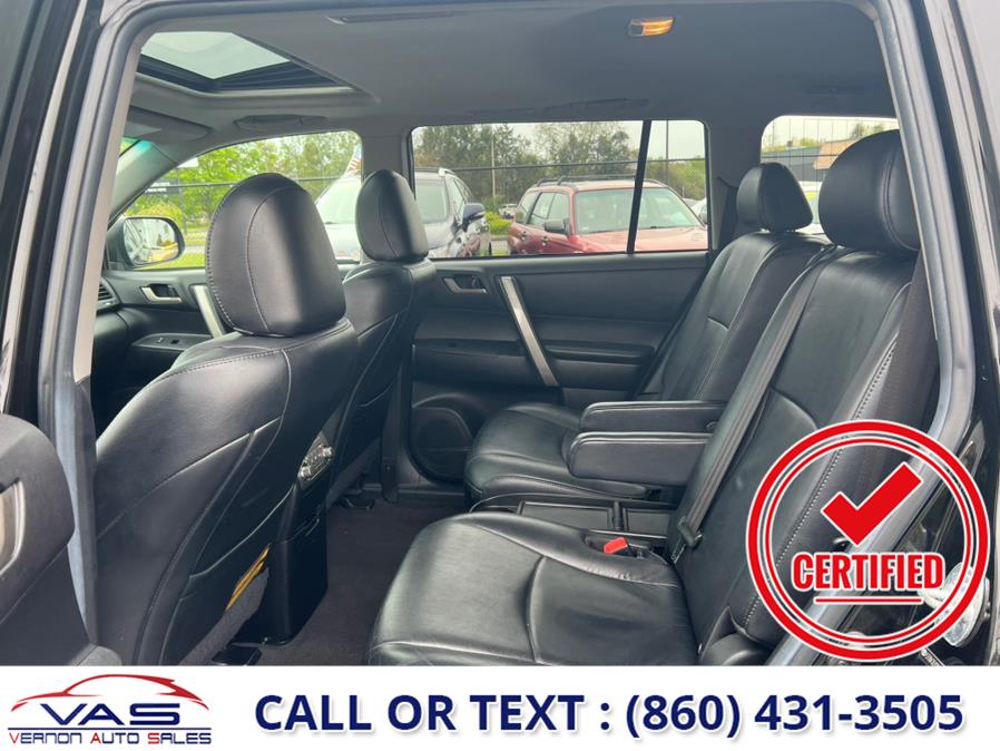 2011 Toyota Highlander 4WD 4dr V6 SE, available for sale in Manchester, Connecticut | Vernon Auto Sale & Service. Manchester, Connecticut 2011 Toyota Highlander 4WD 4dr V6 SE, available for sale in Manchester, Connecticut | Vernon Auto Sale & Service. Manchester, Connecticut