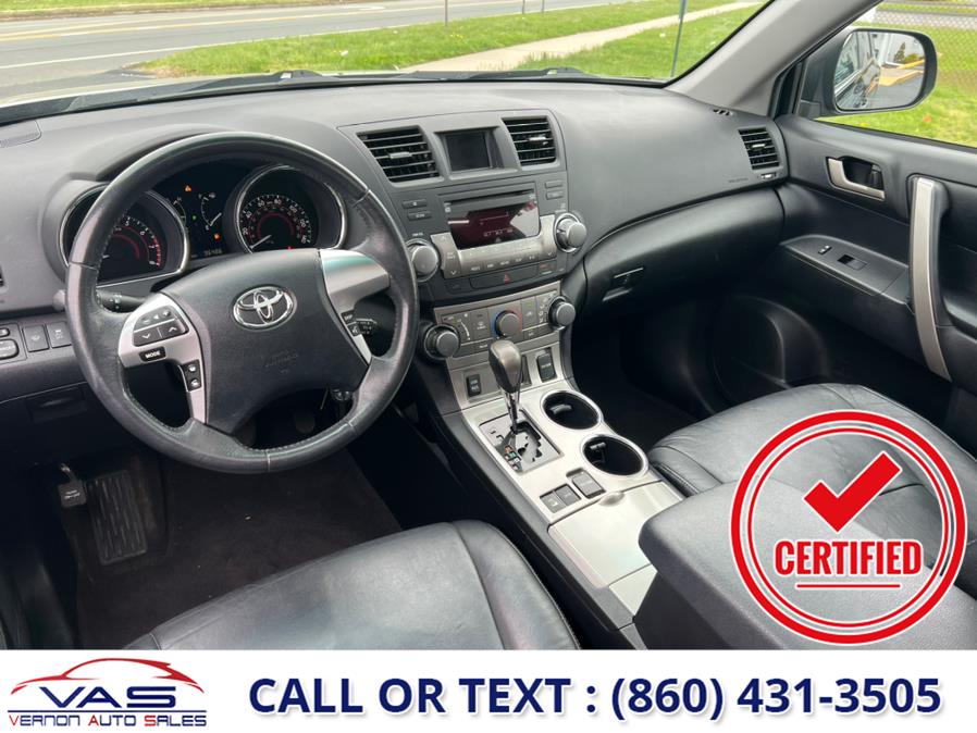2011 Toyota Highlander 4WD 4dr V6 SE, available for sale in Manchester, Connecticut | Vernon Auto Sale & Service. Manchester, Connecticut 2011 Toyota Highlander 4WD 4dr V6 SE, available for sale in Manchester, Connecticut | Vernon Auto Sale & Service. Manchester, Connecticut