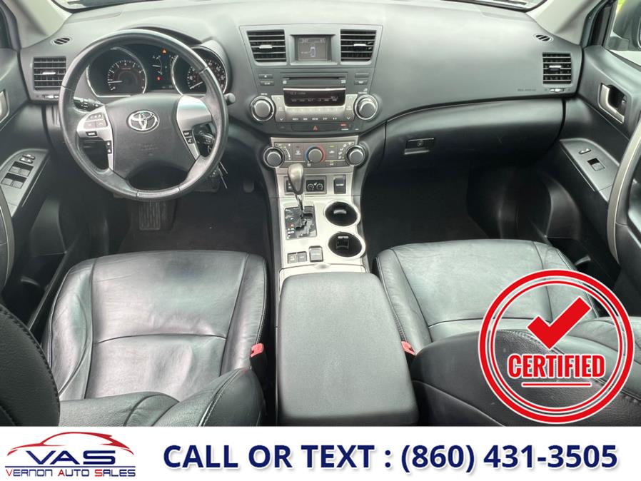 2011 Toyota Highlander 4WD 4dr V6 SE, available for sale in Manchester, Connecticut | Vernon Auto Sale & Service. Manchester, Connecticut 2011 Toyota Highlander 4WD 4dr V6 SE, available for sale in Manchester, Connecticut | Vernon Auto Sale & Service. Manchester, Connecticut