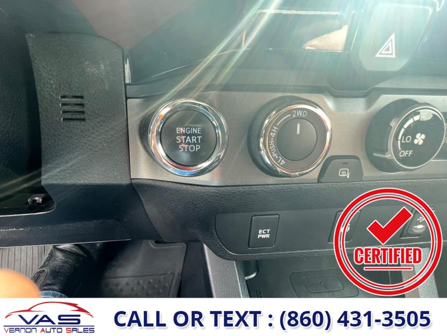 2017 Toyota Tacoma TRD Off Road Double Cab 5'' Bed V6 4x4 AT (Natl), available for sale in Manchester, Connecticut | Vernon Auto Sale & Service. Manchester, Connecticut 2017 Toyota Tacoma TRD Off Road Double Cab 5'' Bed V6 4x4 AT (Natl), available for sale in Manchester, Connecticut | Vernon Auto Sale & Service. Manchester, Connecticut