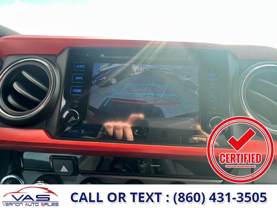 2017 Toyota Tacoma TRD Off Road Double Cab 5'' Bed V6 4x4 AT (Natl), available for sale in Manchester, Connecticut | Vernon Auto Sale & Service. Manchester, Connecticut 2017 Toyota Tacoma TRD Off Road Double Cab 5'' Bed V6 4x4 AT (Natl), available for sale in Manchester, Connecticut | Vernon Auto Sale & Service. Manchester, Connecticut