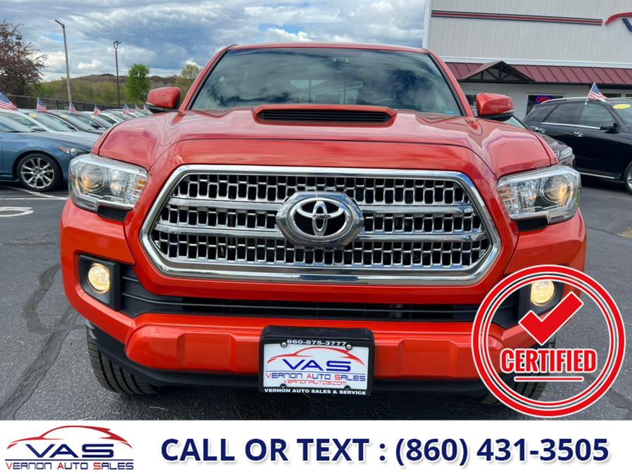 2017 Toyota Tacoma TRD Off Road Double Cab 5'' Bed V6 4x4 AT (Natl), available for sale in Manchester, Connecticut | Vernon Auto Sale & Service. Manchester, Connecticut 2017 Toyota Tacoma TRD Off Road Double Cab 5'' Bed V6 4x4 AT (Natl), available for sale in Manchester, Connecticut | Vernon Auto Sale & Service. Manchester, Connecticut