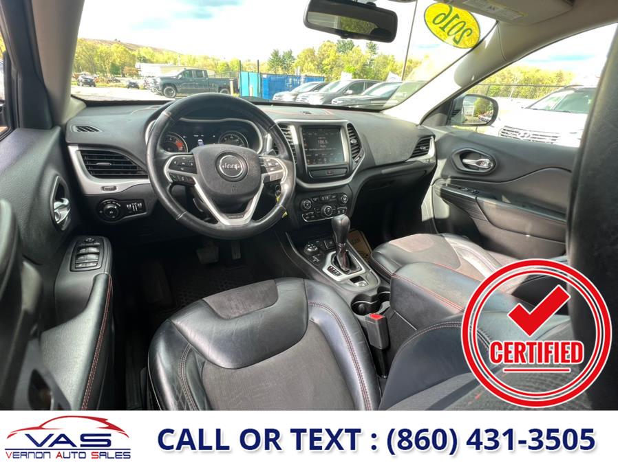 2016 Jeep Cherokee 4WD 4dr Trailhawk, available for sale in Manchester, Connecticut | Vernon Auto Sale & Service. Manchester, Connecticut 2016 Jeep Cherokee 4WD 4dr Trailhawk, available for sale in Manchester, Connecticut | Vernon Auto Sale & Service. Manchester, Connecticut