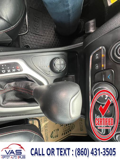 2016 Jeep Cherokee 4WD 4dr Trailhawk, available for sale in Manchester, Connecticut | Vernon Auto Sale & Service. Manchester, Connecticut 2016 Jeep Cherokee 4WD 4dr Trailhawk, available for sale in Manchester, Connecticut | Vernon Auto Sale & Service. Manchester, Connecticut