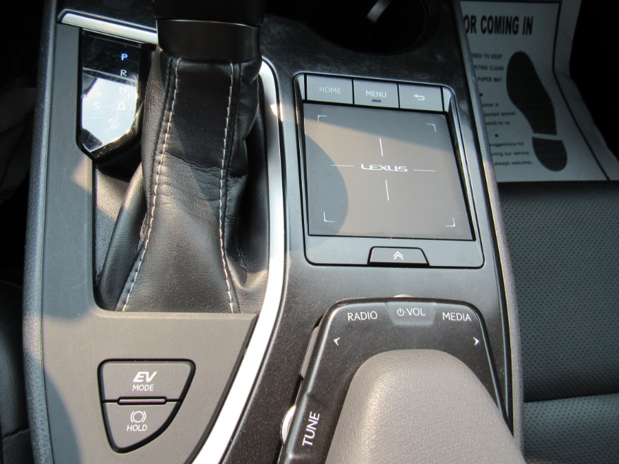 2019 Lexus UX250H Base, available for sale in Worcester, Massachusetts | Hilario's Auto Sales Inc.. Worcester, Massachusetts 2019 Lexus UX250H Base, available for sale in Worcester, Massachusetts | Hilario's Auto Sales Inc.. Worcester, Massachusetts