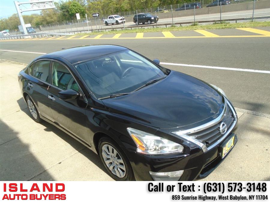 2015 Nissan Altima 2.5 S 4dr Sedan, available for sale in West Babylon, New York | Island Auto Buyers. West Babylon, New York 2015 Nissan Altima 2.5 S 4dr Sedan, available for sale in West Babylon, New York | Island Auto Buyers. West Babylon, New York