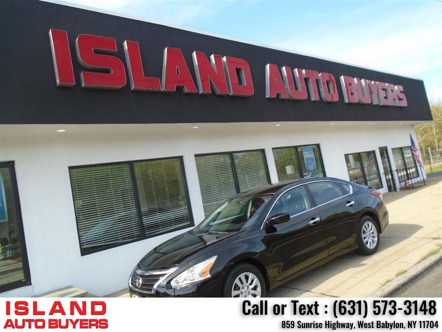 2015 Nissan Altima 2.5 S 4dr Sedan, available for sale in West Babylon, New York | Island Auto Buyers. West Babylon, New York 2015 Nissan Altima 2.5 S 4dr Sedan, available for sale in West Babylon, New York | Island Auto Buyers. West Babylon, New York