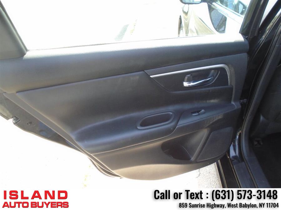 2015 Nissan Altima 2.5 S 4dr Sedan, available for sale in West Babylon, New York | Island Auto Buyers. West Babylon, New York 2015 Nissan Altima 2.5 S 4dr Sedan, available for sale in West Babylon, New York | Island Auto Buyers. West Babylon, New York