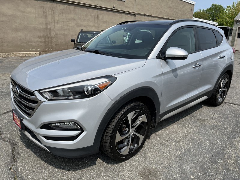 2017 Hyundai Tucson Limited Ultimate AWD, available for sale in West Springfield, Massachusetts | Union Street Auto Sales. West Springfield, Massachusetts 2017 Hyundai Tucson Limited Ultimate AWD, available for sale in West Springfield, Massachusetts | Union Street Auto Sales. West Springfield, Massachusetts
