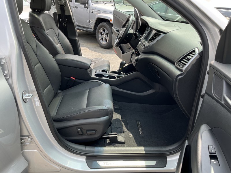 2017 Hyundai Tucson Limited Ultimate AWD, available for sale in West Springfield, Massachusetts | Union Street Auto Sales. West Springfield, Massachusetts 2017 Hyundai Tucson Limited Ultimate AWD, available for sale in West Springfield, Massachusetts | Union Street Auto Sales. West Springfield, Massachusetts