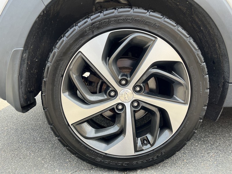 2017 Hyundai Tucson Limited Ultimate AWD, available for sale in West Springfield, Massachusetts | Union Street Auto Sales. West Springfield, Massachusetts 2017 Hyundai Tucson Limited Ultimate AWD, available for sale in West Springfield, Massachusetts | Union Street Auto Sales. West Springfield, Massachusetts