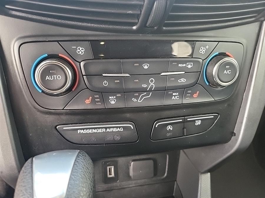2017 Ford Escape SE 4WD, available for sale in Hartford, Connecticut | Lex Autos LLC. Hartford, Connecticut 2017 Ford Escape SE 4WD, available for sale in Hartford, Connecticut | Lex Autos LLC. Hartford, Connecticut