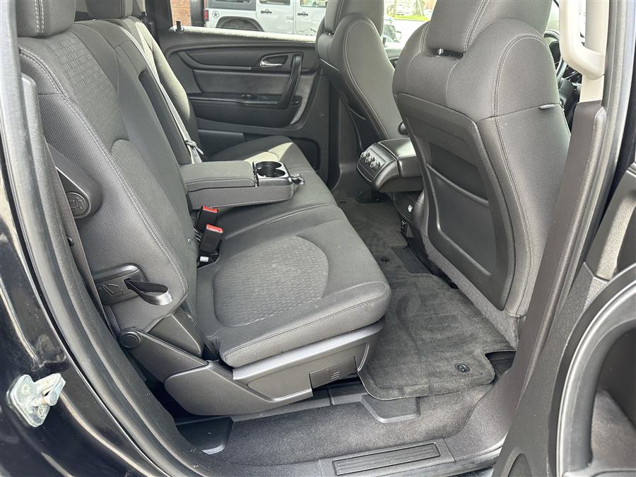 2015 GMC Acadia AWD 4dr SLE w/SLE-1, available for sale in Southwick, Massachusetts | Country Auto Sales. Southwick, Massachusetts 2015 GMC Acadia AWD 4dr SLE w/SLE-1, available for sale in Southwick, Massachusetts | Country Auto Sales. Southwick, Massachusetts
