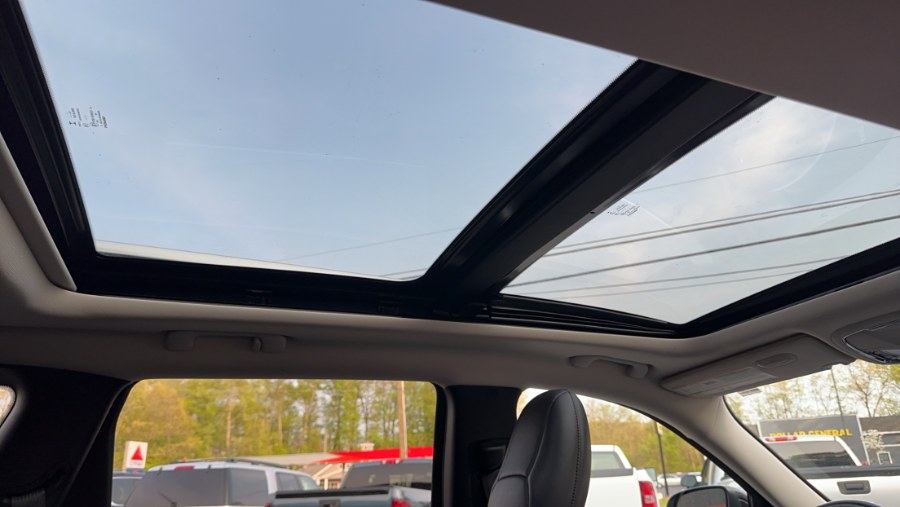 2015 Jeep Cherokee 4WD 4dr Limited, available for sale in Waterbury, Connecticut | West End Automotive Center. Waterbury, Connecticut 2015 Jeep Cherokee 4WD 4dr Limited, available for sale in Waterbury, Connecticut | West End Automotive Center. Waterbury, Connecticut