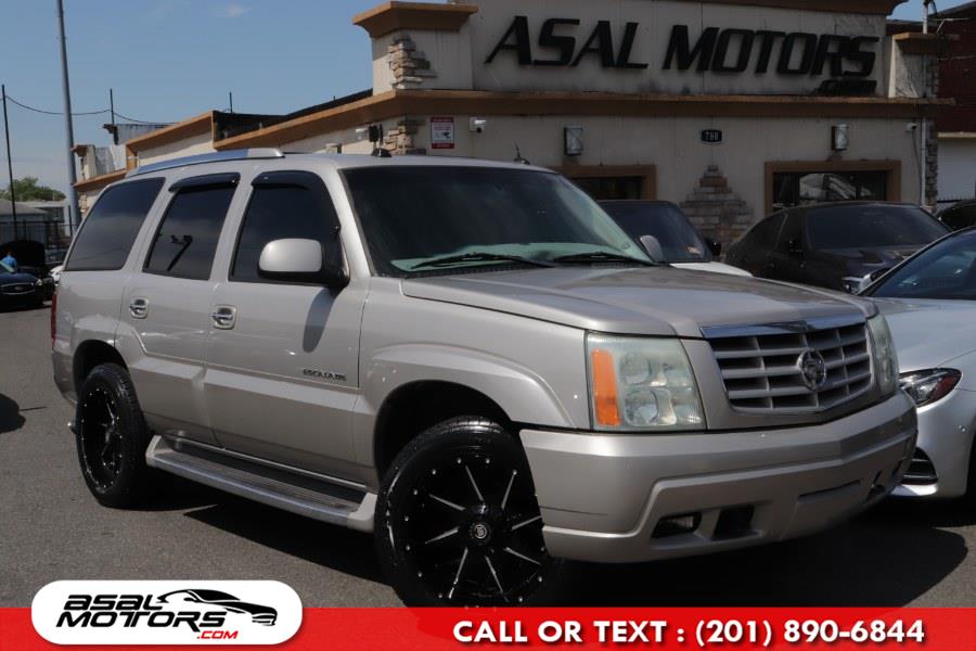Used Cadillac Escalade 4dr AWD 2004 | Asal Motors. East Rutherford, New Jersey